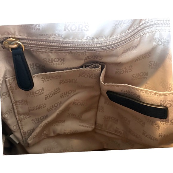 Michael Kors Delancy Navy Blue Pebbled Leather Studded Chain Hobo Shoulder Bag - Picture 8 of 10